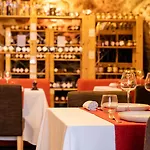 Szálloda Demeures & Chateaux De La Tour - & Restaurants - Auvergne