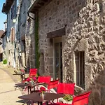 Demeures & Chateaux De La Tour - & Restaurants - Auvergne Szálloda 4*