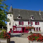 Demeures & Chateaux De La Tour - & Restaurants - Auvergne Marcolès