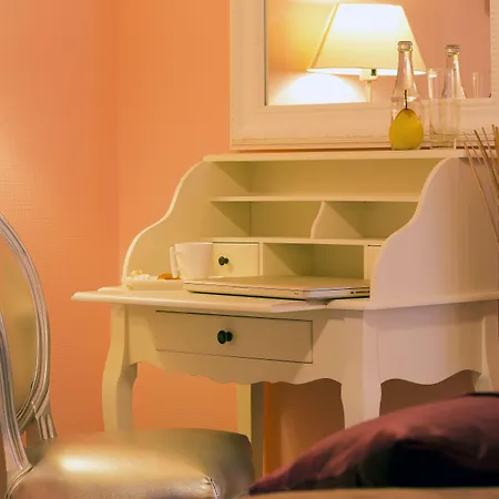 Hotell Demeures & Chateaux De La Tour - & Restaurants - Auvergne