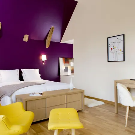 Demeures & Chateaux De La Tour - & Restaurants - Auvergne 4* Marcolès