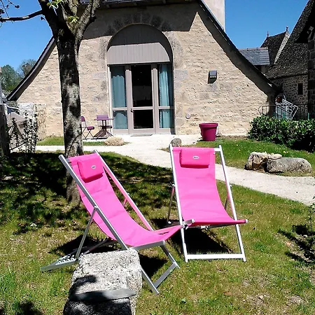 Demeures & Chateaux De La Tour - & Restaurants - Auvergne Marcoles