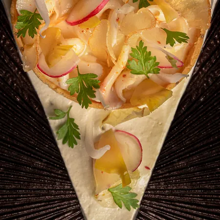 Demeures & Chateaux De La Tour - & Restaurants - Auvergne Marcoles