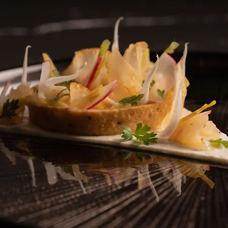 Demeures & Chateaux De La Tour - & Restaurants - Auvergne