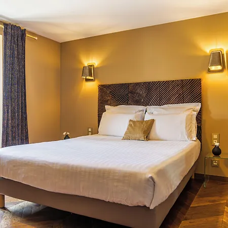 Demeures & Chateaux De La Tour - & Restaurants - Auvergne Hotell