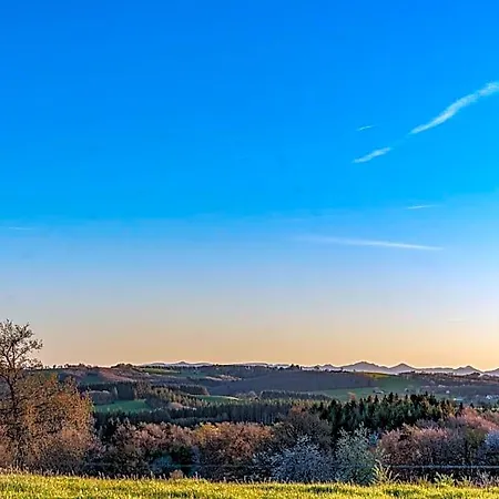 Demeures & Chateaux De La Tour - & Restaurants - Auvergne Marcoles