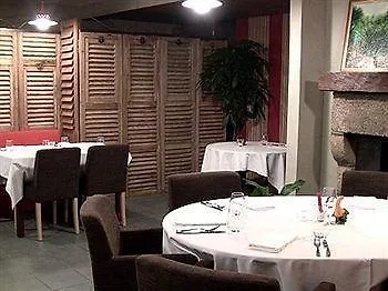 Demeures & Chateaux De La Tour - & Restaurants - Auvergne Szálloda 4*